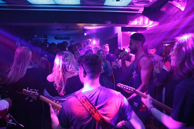 Live Band